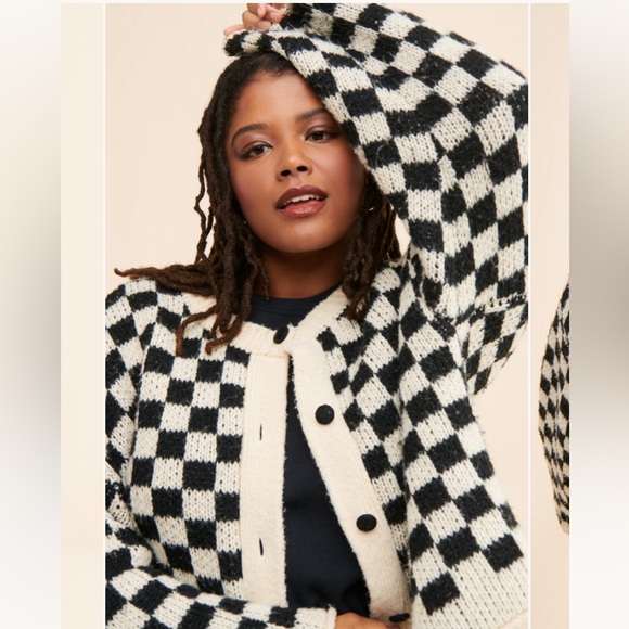 Desert Dreamer Checkered Cardigan - Picture 5 of 6